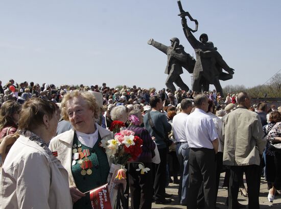 May 9th holiday in Riga