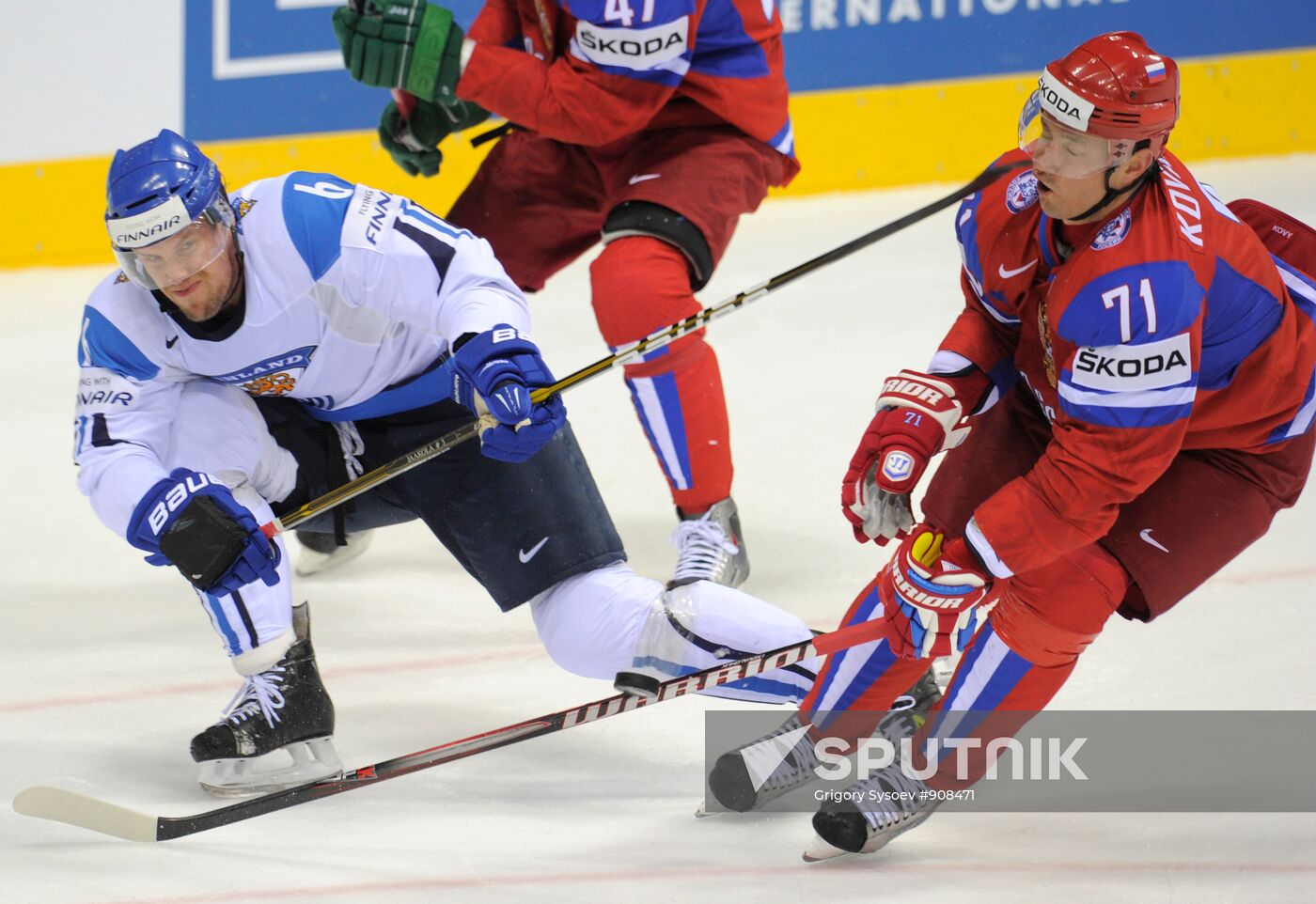 2011 World Ice Hockey Championships. Russia vs. Finland