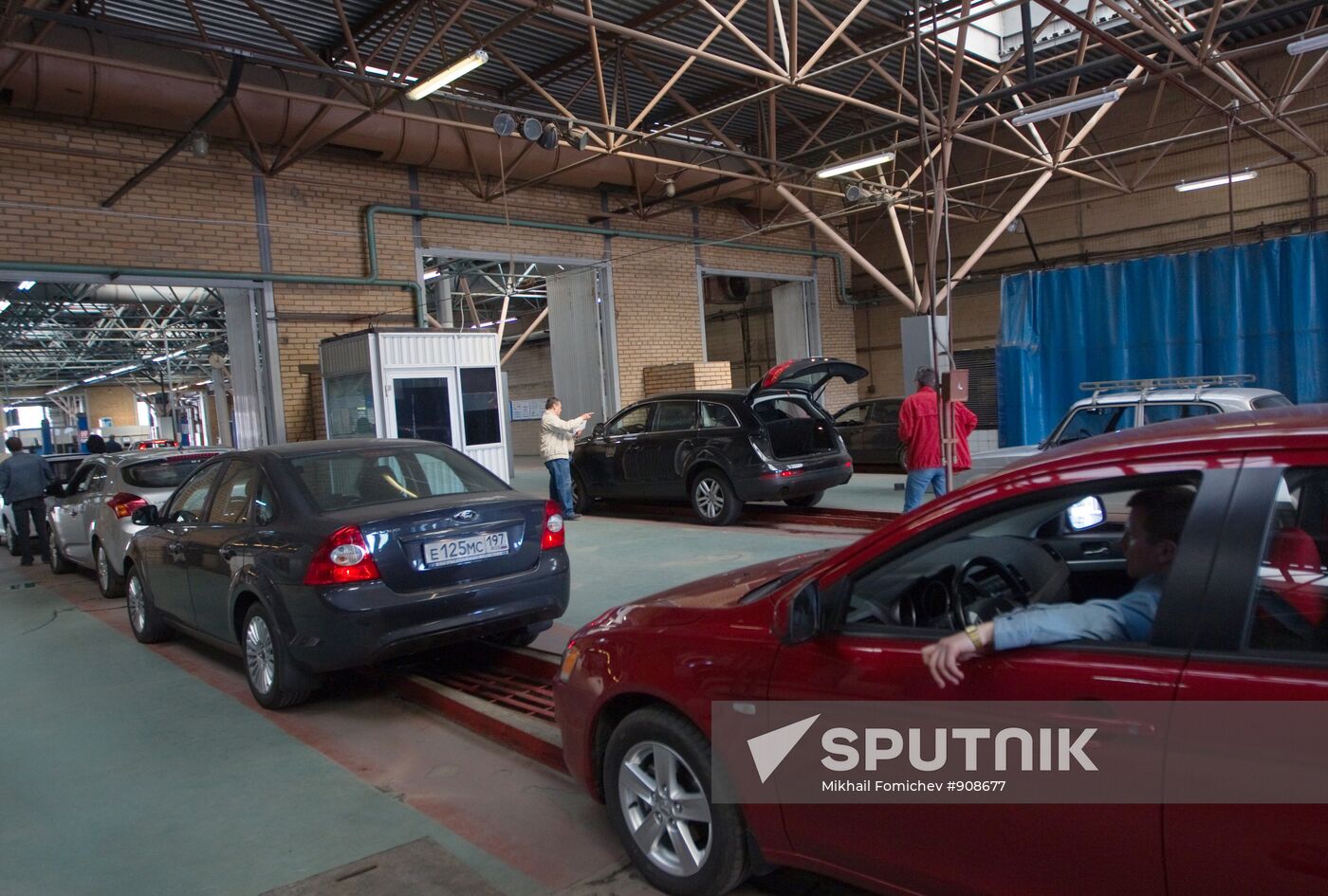 Vehicle upkeep operation center in Moscow