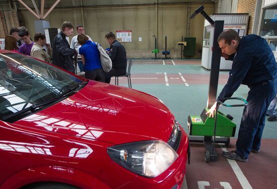 Vehicle upkeep operation center in Moscow