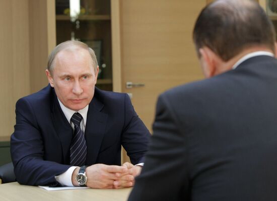 Vladimir Putin visits Tolyatti