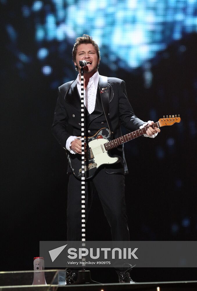 Macedonian pop singer Vlatko Ilievski