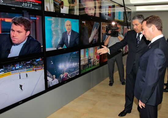 Dmitry Medvedev visits Rossiya Channel headquarters