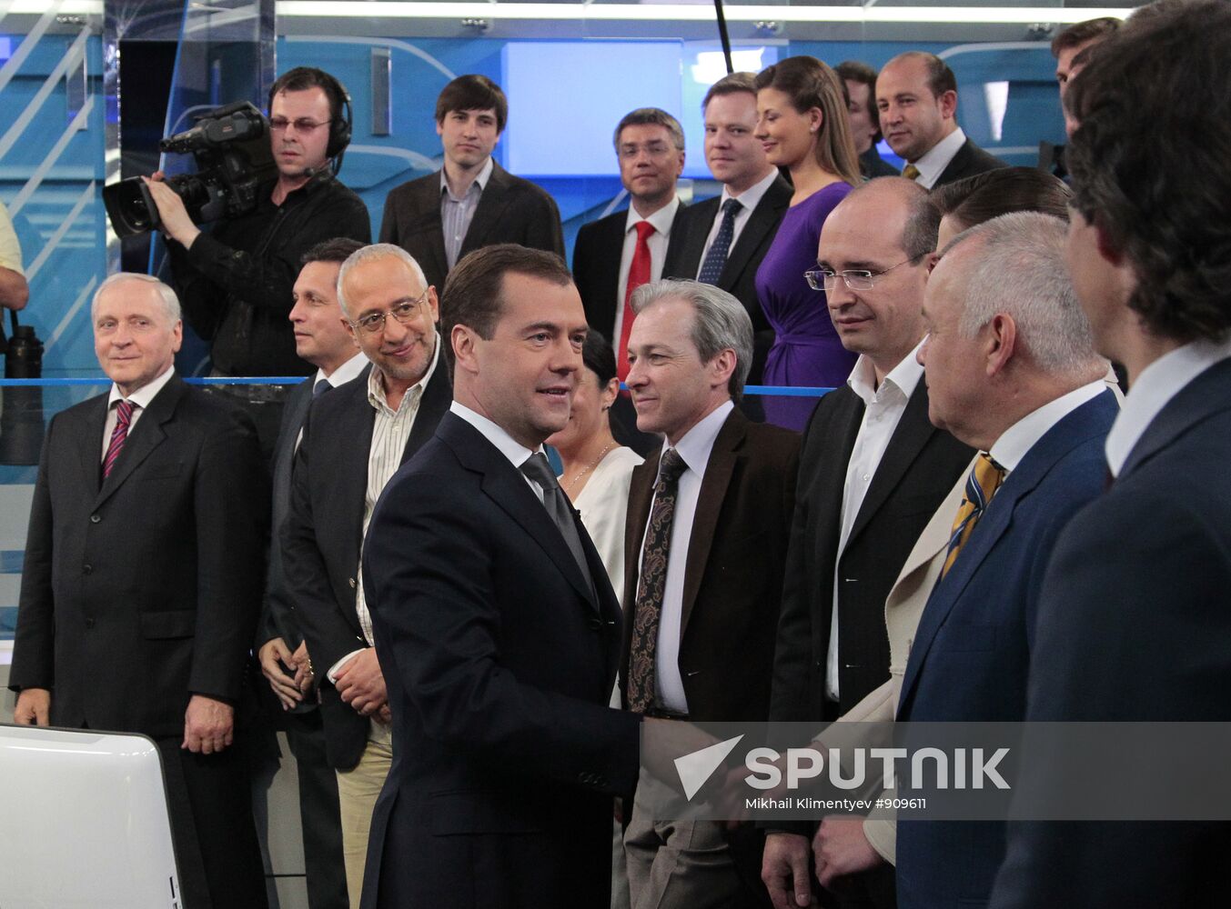 Dmitry Medvedev visits Rossiya Channel headquarters