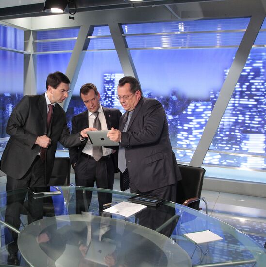 Dmitry Medvedev visits Rossiya Channel headquarters
