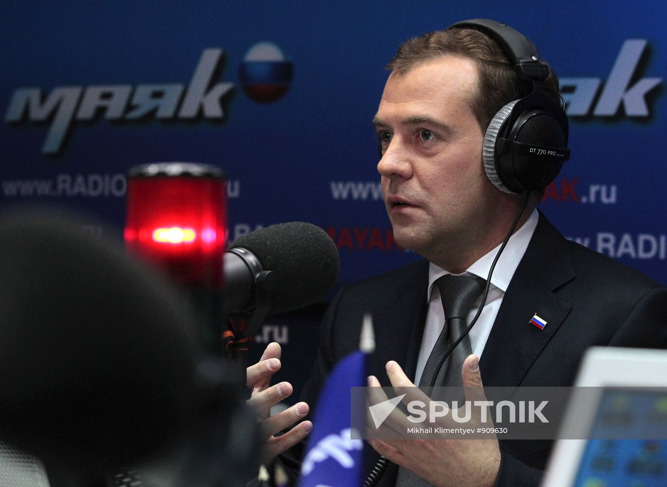 Dmitry Medvedev visits Rossiya Channel headquarters