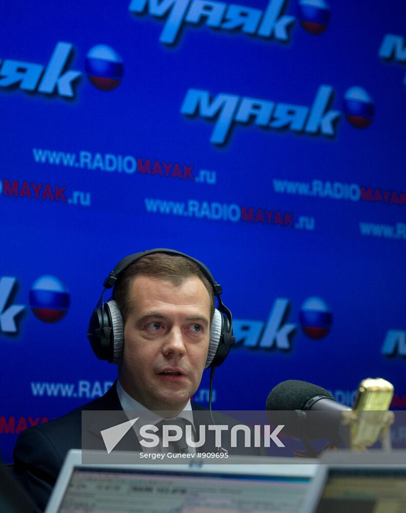 Dmitry Medvedev visits VGTRK headquarters