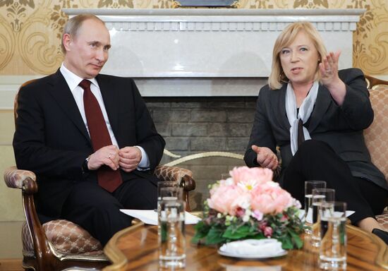 Vladimir Putin visits Slovakia