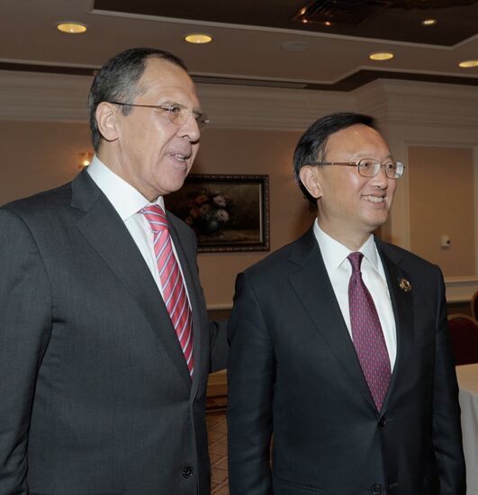 Sergey Lavrov and Yang Jiechi