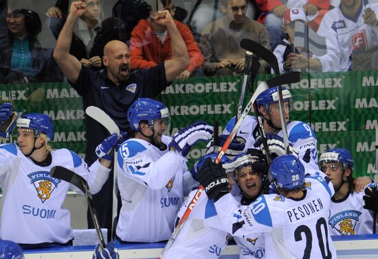 2011 World Ice Hockey Championships. Finland vs. Russia