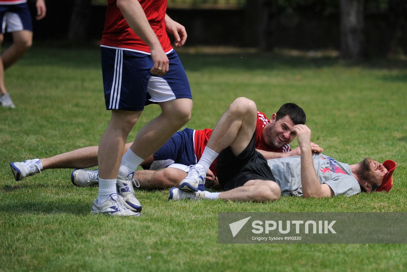 Alexander Radulov and Vitaly Atyushov