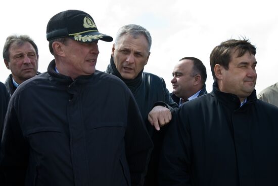 Russian Government Delegation visits Kurils