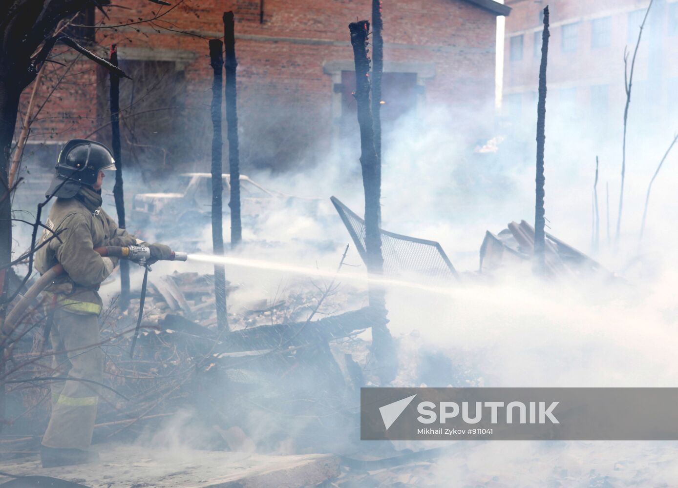 Fire at major timber storehouse in Irkutsk