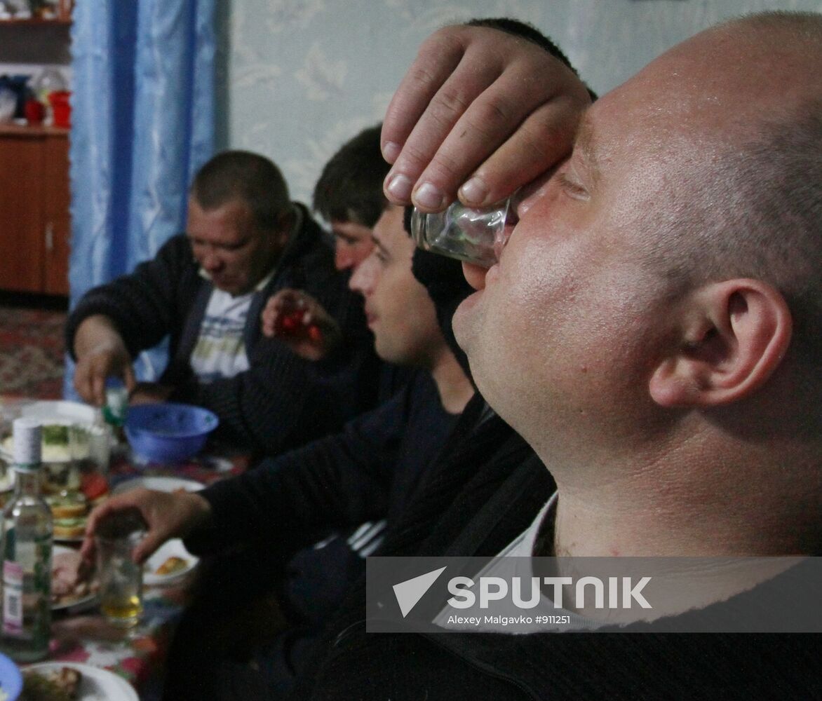 Seeing resident of Grinevich Tarski in Omsk region off to army