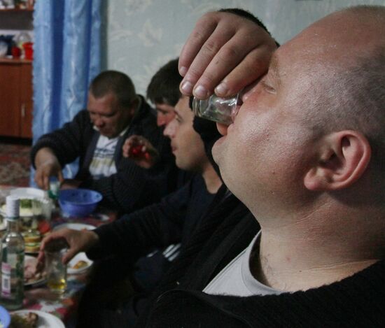 Seeing resident of Grinevich Tarski in Omsk region off to army