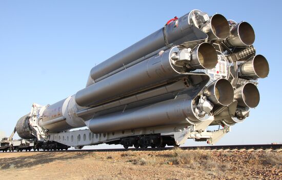 Roll-out of Proton-M rocket with upper stage "Briz-M"