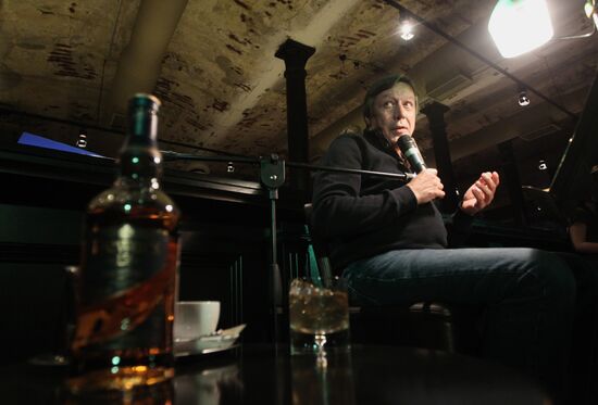 Mikhail Yefremov