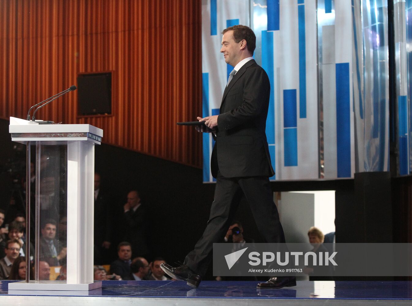 Russian President Dmitry Medvedev at news conference in Skolkovo
