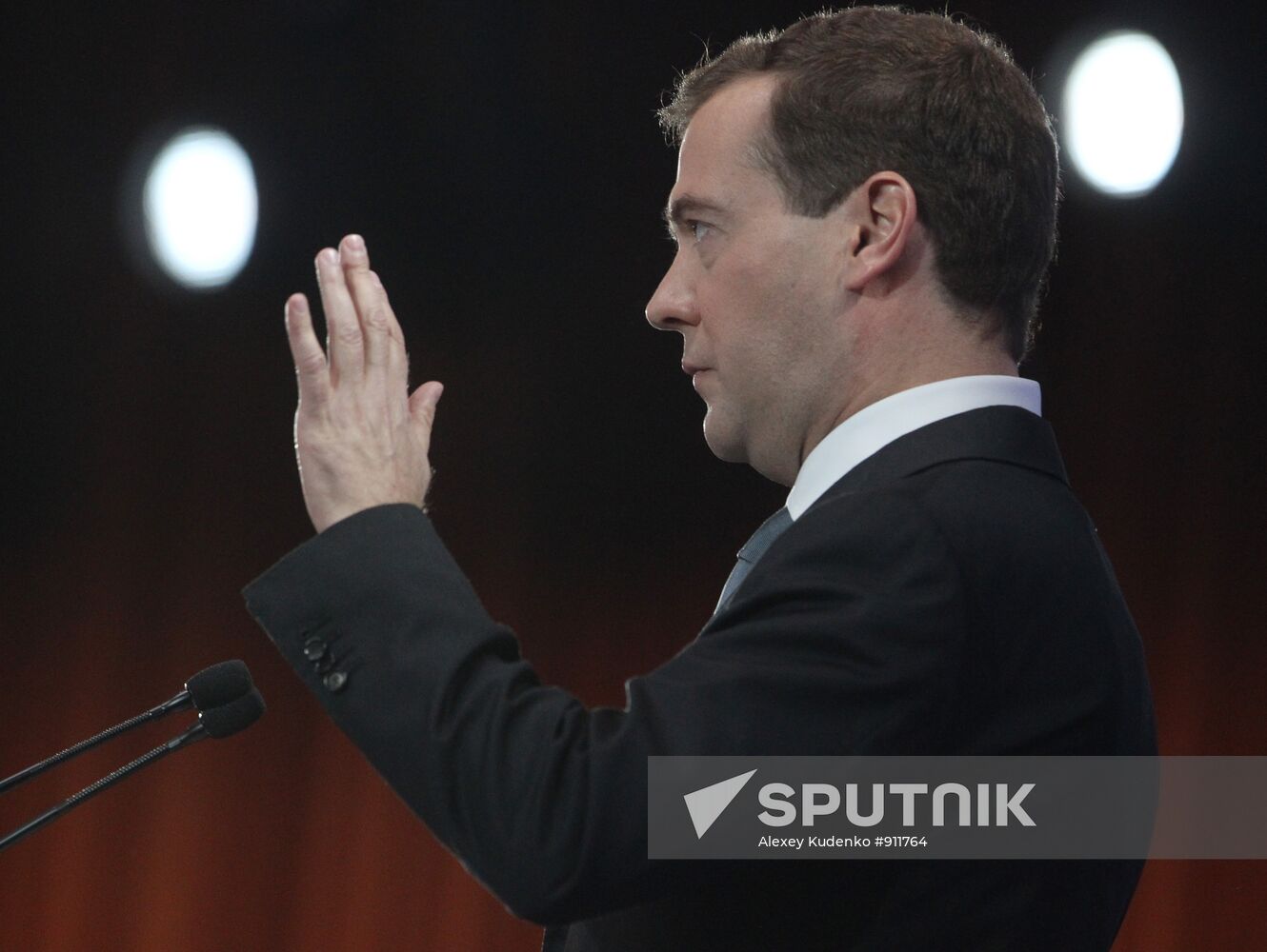 Russian President Dmitry Medvedev at news conference in Skolkovo