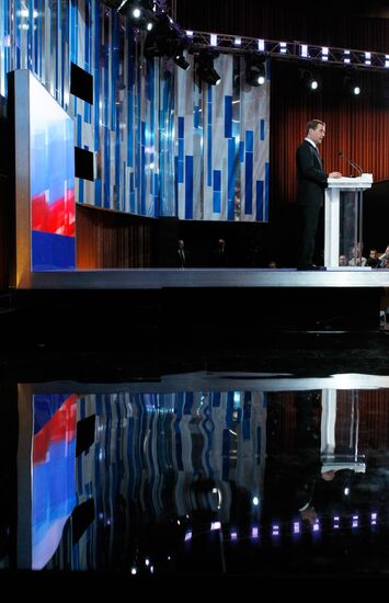 Dmitry Medvedev gives news conference at Skolkovo