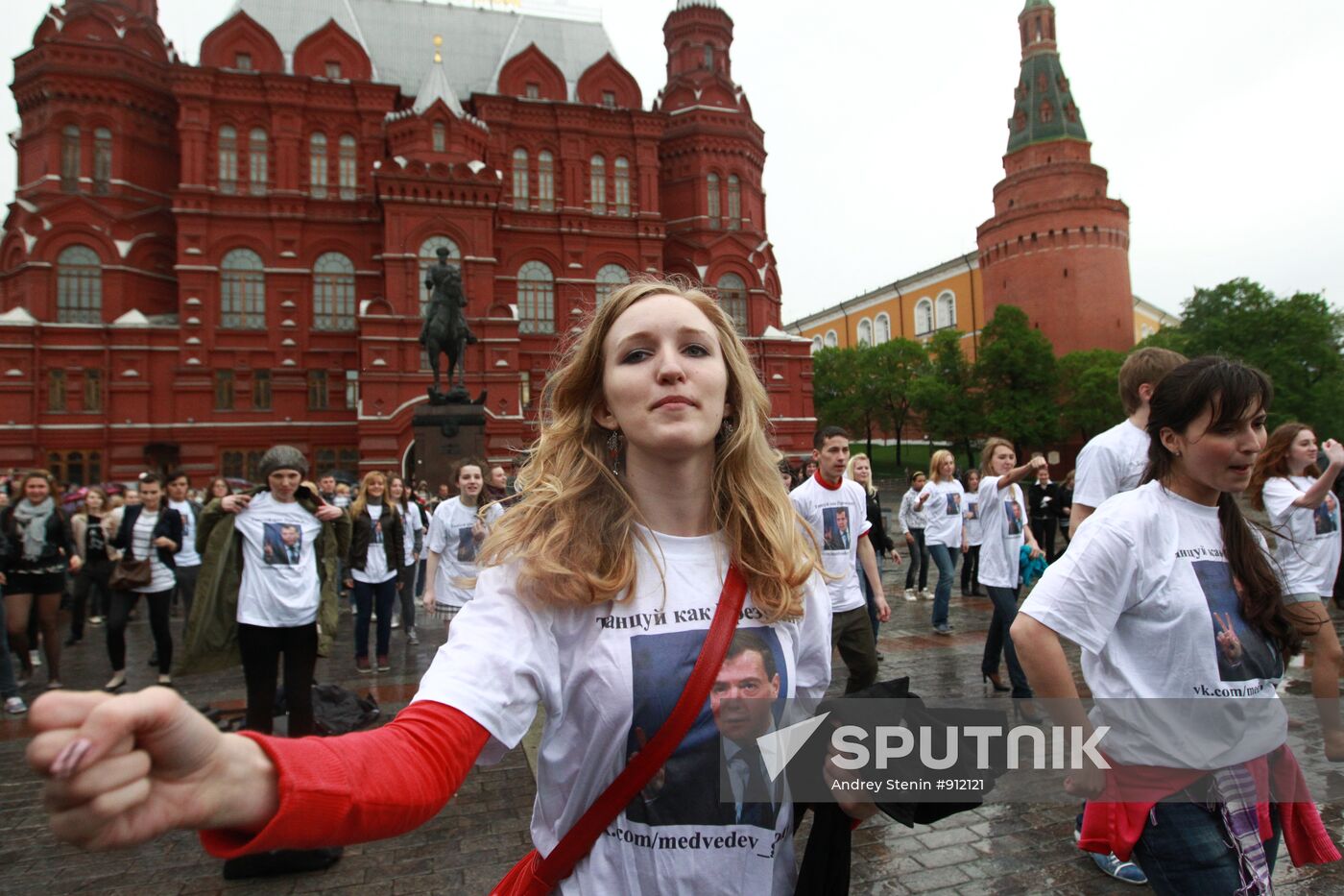 Youth stage Dance Like Medvedev flashmob in Moscow