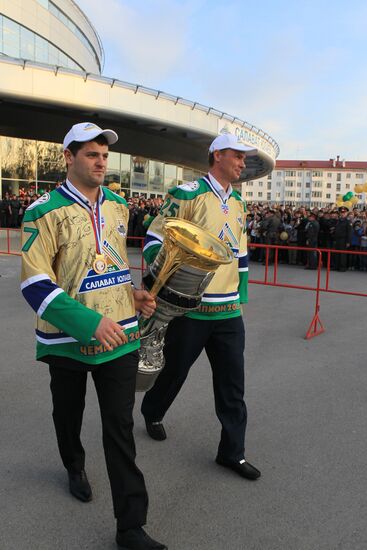 Alexander Radulov and Viktor Kozlov