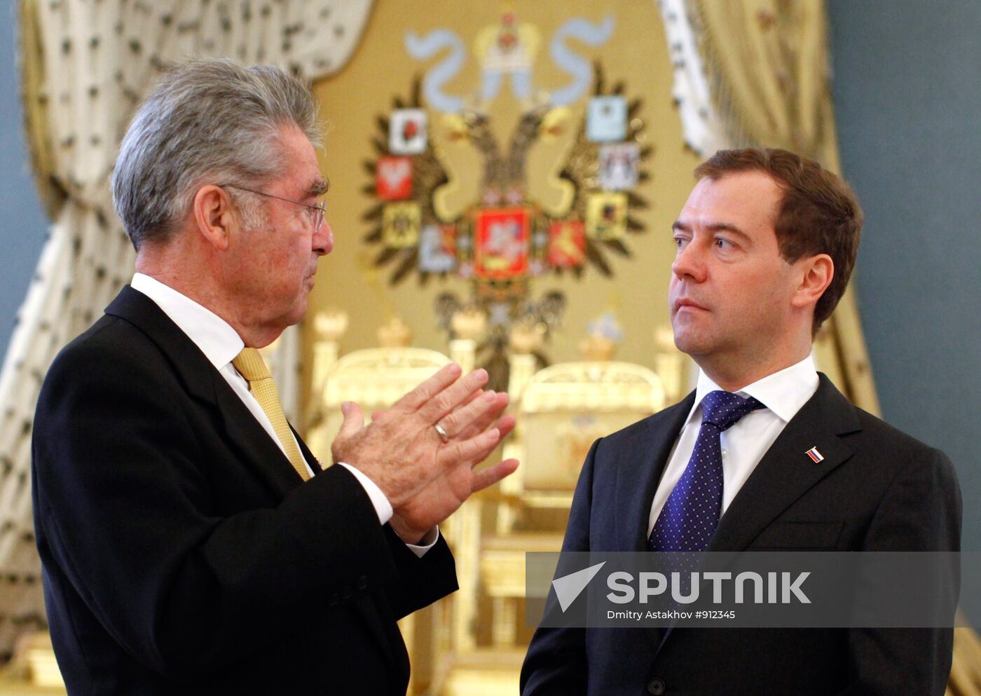Dmitry Medvedev meets with Heinz Fischer