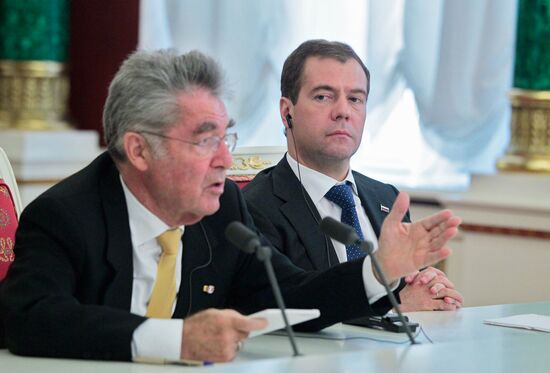 Dmitry Medvedev meets with Heinz Fischer