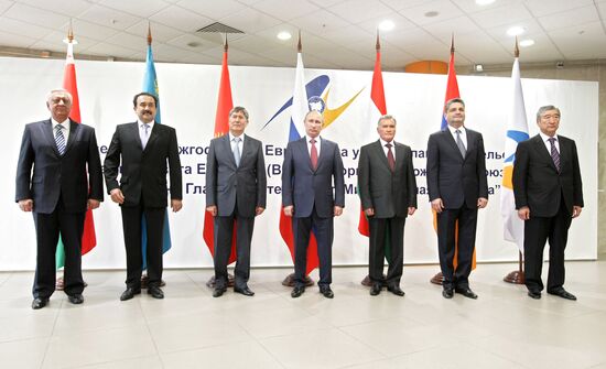 Vladimir Putin visits Minsk