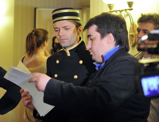 Filming Dmitry Malikov's Dva Pistoleta (Two Guns) video