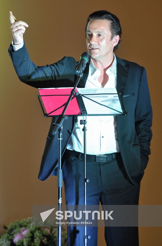 Oleg Menshikov