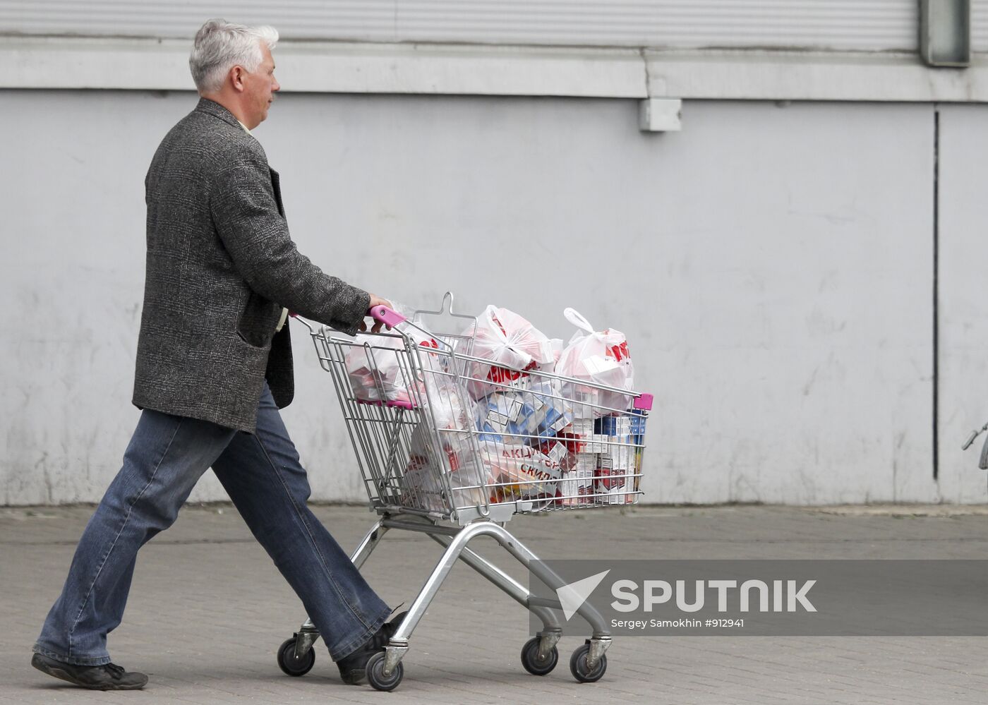 Booming demand for consumer goods in Minsk