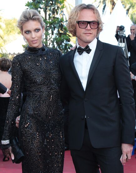 Anja Rubik, Peter Dundas