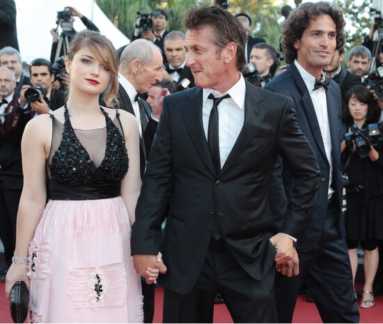 Ewe Henson and Sean Penn and Liron Levo