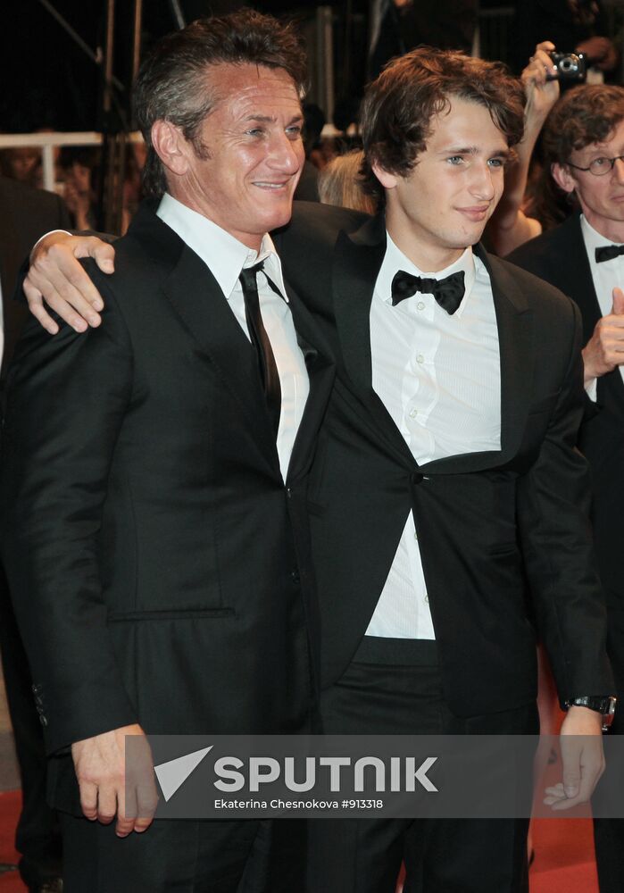 Sean Penn and son Hopper
