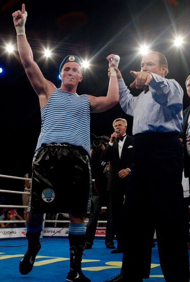 Boxing. Bout between Denis Lebedev and Roy Jones