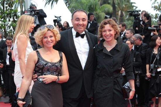 Alexander Rodnyansky with wife, Valeria