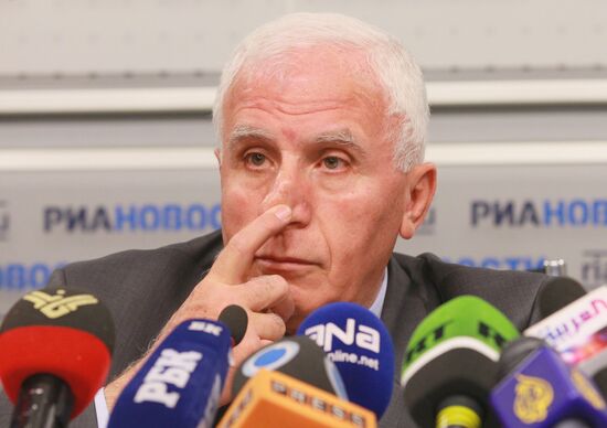 News conference with representatives of Palestinian movements