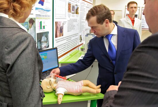 Dmitry Medvedev visits First Moscow State Medical University