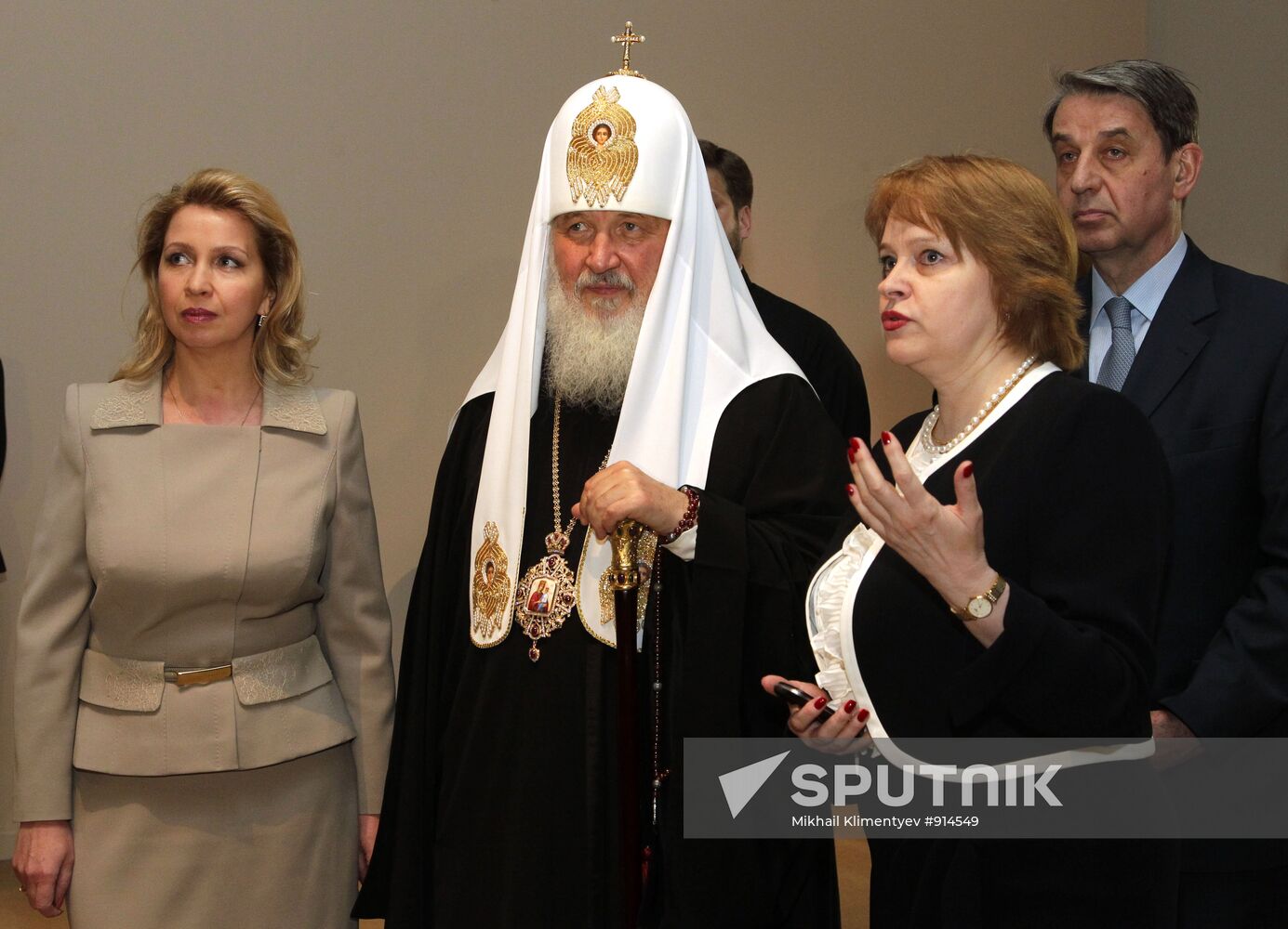 Svetlana Medvedev, Patriarch Kirill at "Holy Rus" exhibition