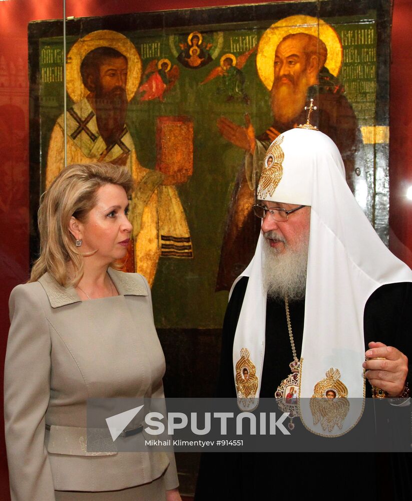Svetlana Medvedev, Patriarch Kirill at "Holy Rus" exhibition