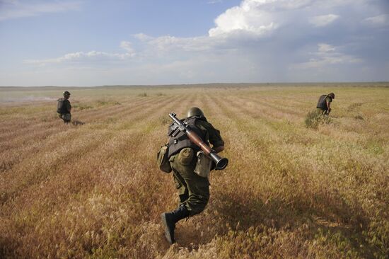 Caspian Flotilla marine corps battalion drill