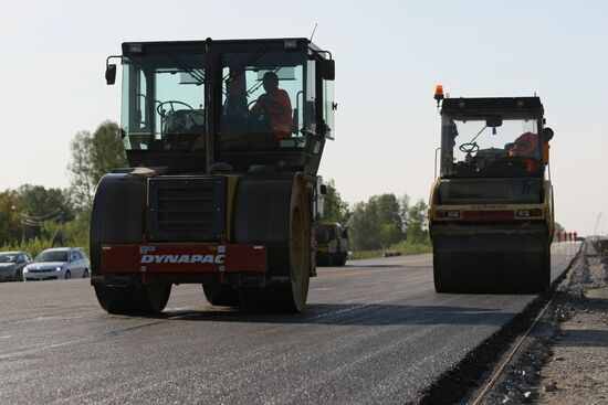 Sovetskoye highway reconstruction in Novosibirsk