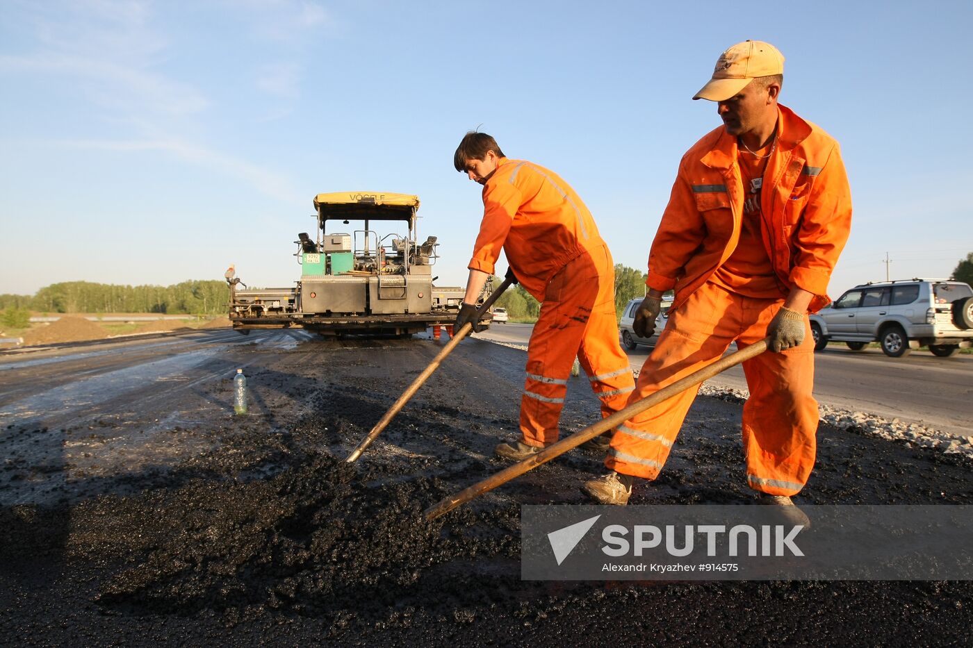 Sovetskoye highway reconstruction in Novosibirsk