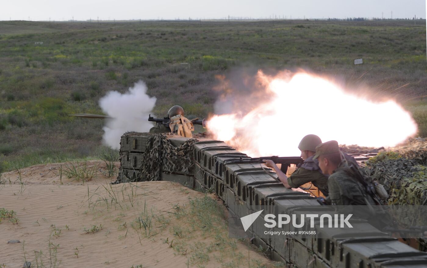 Caspian Flotilla marine corps battalion drill