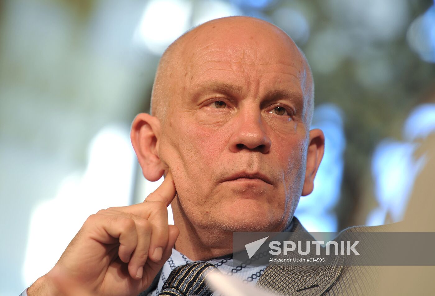 Actor John Malkovich's news conference