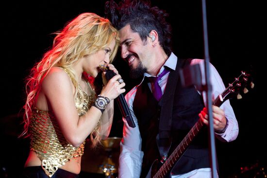 Singer Shakira gives concert in Olympiysky Sports Complex