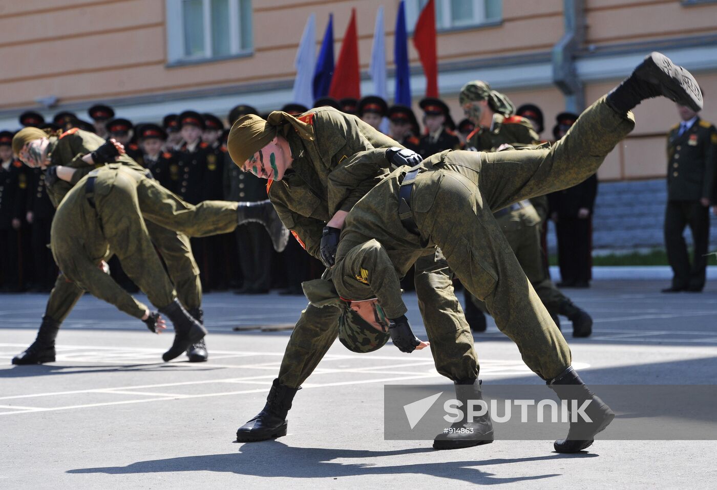 Yekaterinburg's Suvorov Military School celebrates Farewell Bell