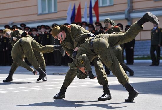 Yekaterinburg's Suvorov Military School celebrates Farewell Bell