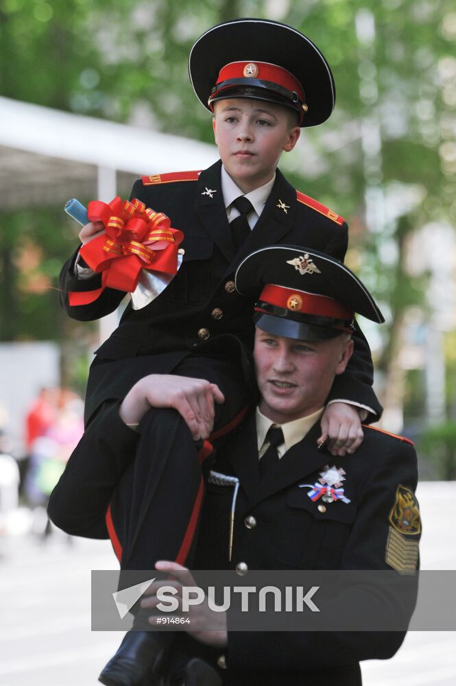 Yekaterinburg's Suvorov Military School celebrates Farewell Bell
